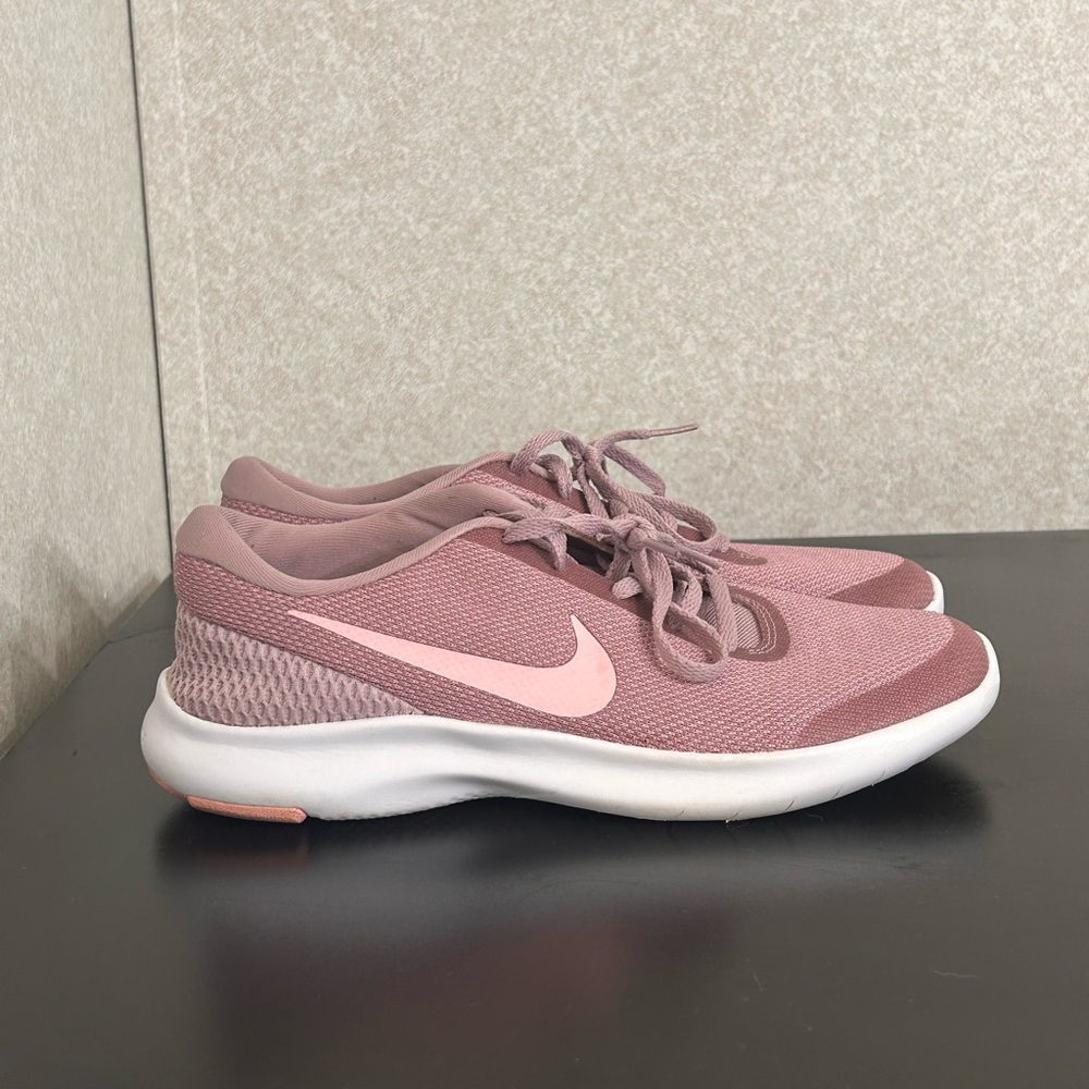 Nike kids  Mauve Athletic Shoes